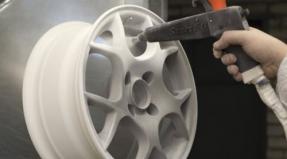 Obnovujeme čipy na zliatinových kolesách vlastnými rukami (9 fotografií)